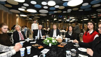 Osmangazi’de gençlerle birlikte geleceğe bakış