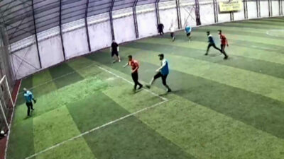 Halı sahada ölüm!