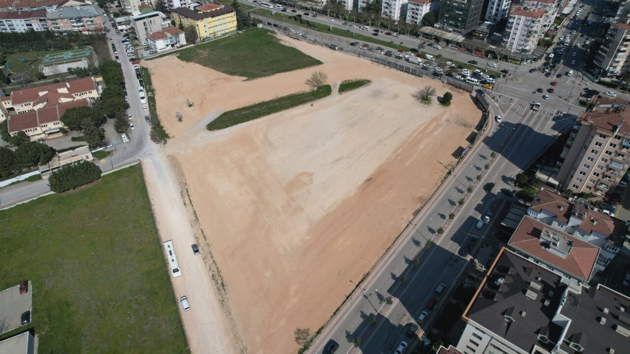 Bursa’nın meşhur alanının satılığa çıkarılmasına tepki: ‘Nilüfer’in kalbi ve geleceği satılık değildir’