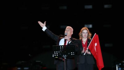 Sabah saatlerinde gözaltına alınan Bursa Büyükşehir Belediye Başkanı Mustafa Bozbey,