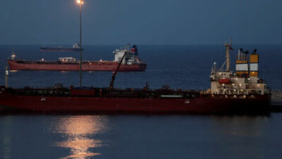 İran’dan Hürmüz tehdidi: “Geçen gemi vurulacak”