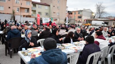 Osmangazi Belediyesi ramazan bereketini Sırameşeler’e taşıdı