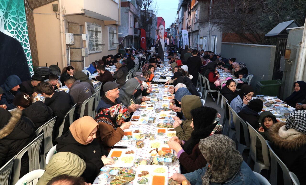 Bursa’da bu iftar sofrası dolup taştı