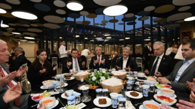 Bursa Osmangazi’de 136 mahalle tek yürek