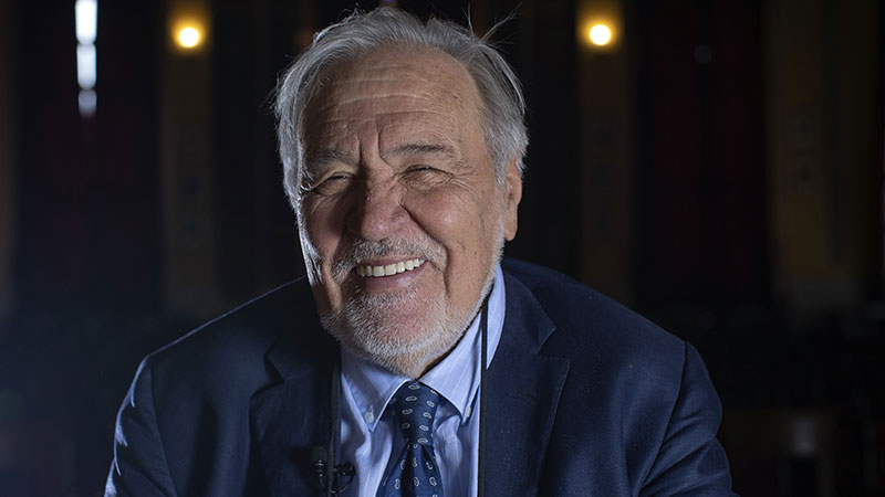 İlber Ortaylı’ya son veda: Fatih Camii Haziresi’ne defnedildi İlber Ortaylı’ya son veda: Fatih Camii Haziresi’ne defnedildi