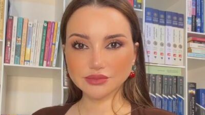 Sosyal medyada başörtülü pozlarıyla gündem oldu!