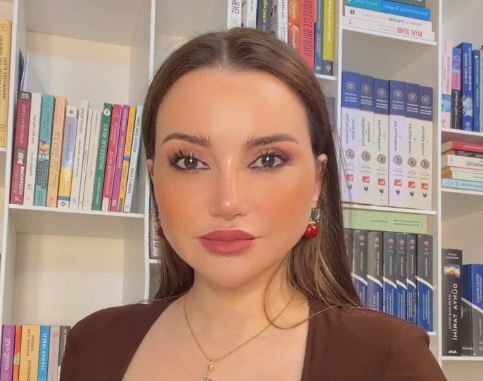 Sosyal medyada başörtülü pozlarıyla gündem oldu!