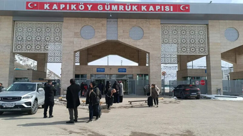 İran sınırında son durum: Ülkelerine dönüyorlar