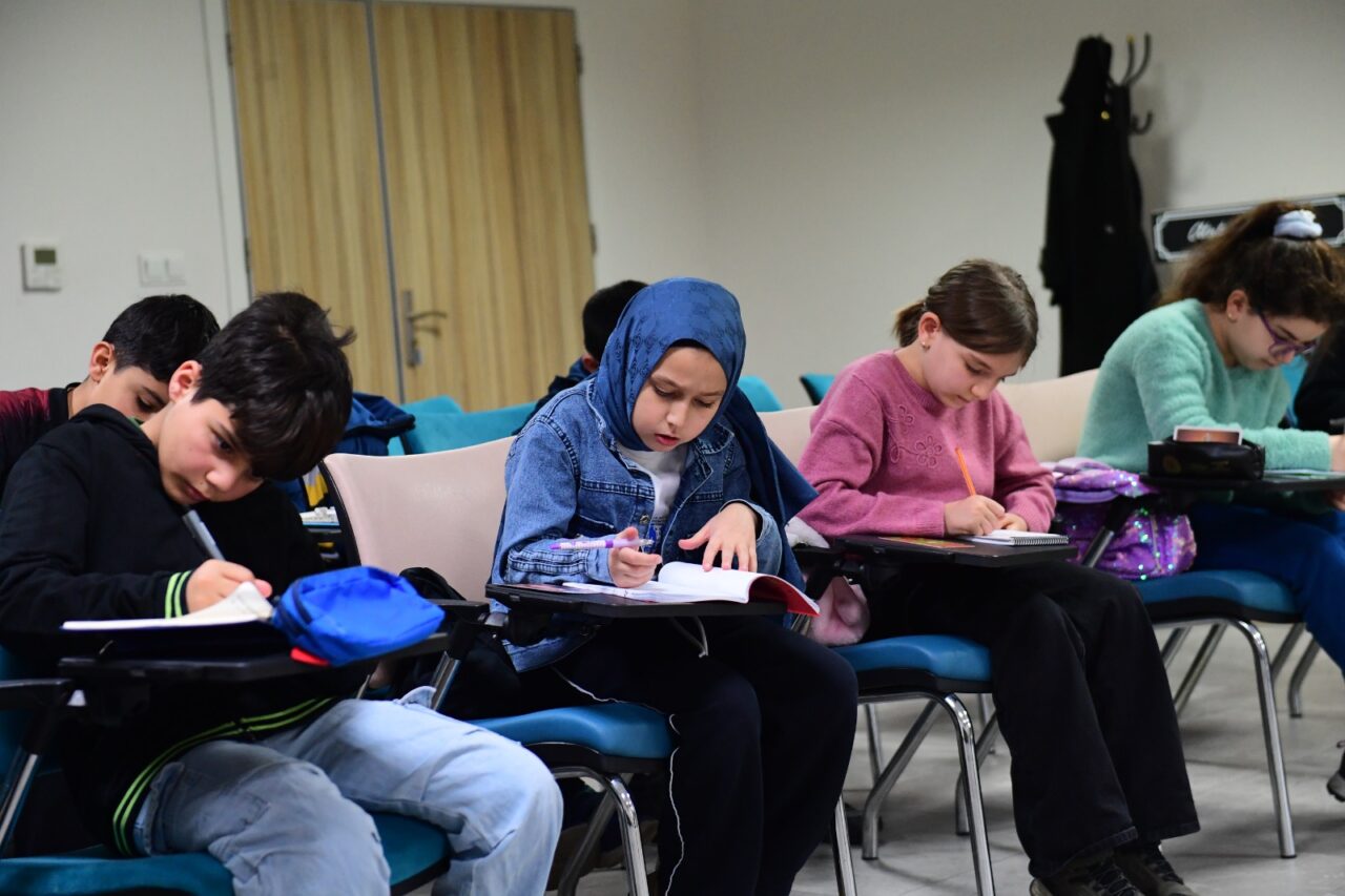 Osmangazi’de küçük yazarlardan büyük adım