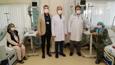 Bursa Uludağ Üniversitesi’nde bir ilk; 12 saatte 3 böbrek nakli