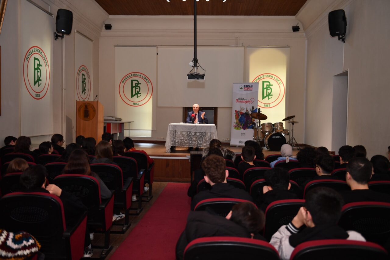 Bursa’da öğrenciler Orhan Kemal’in dünyasıyla buluştu Bursa’da öğrenciler Orhan Kemal’in dünyasıyla buluştu
