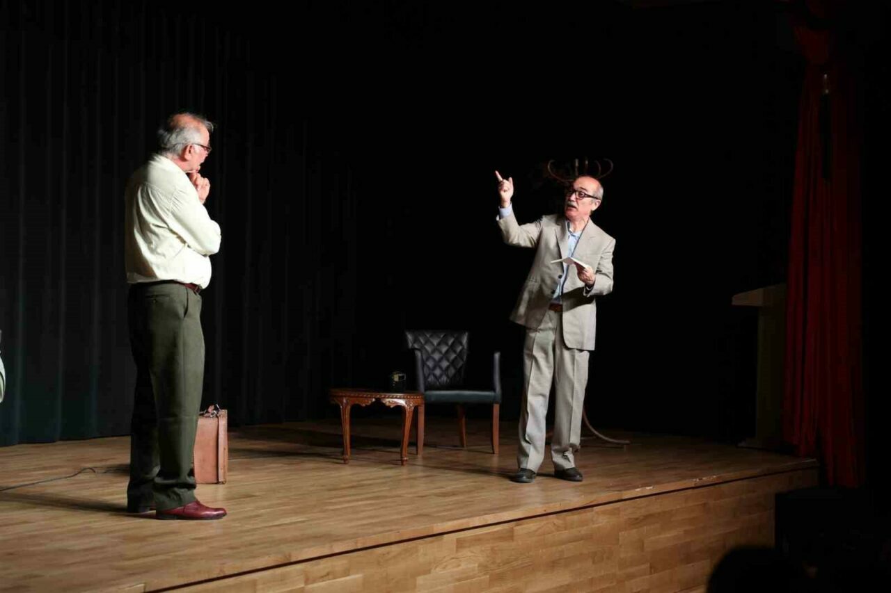 Osmangazi’de Dünya Tiyatro Günü, Orhan Kemal’in hayatıyla taçlandı Osmangazi’de Dünya Tiyatro Günü, Orhan Kemal’in hayatıyla taçlandı