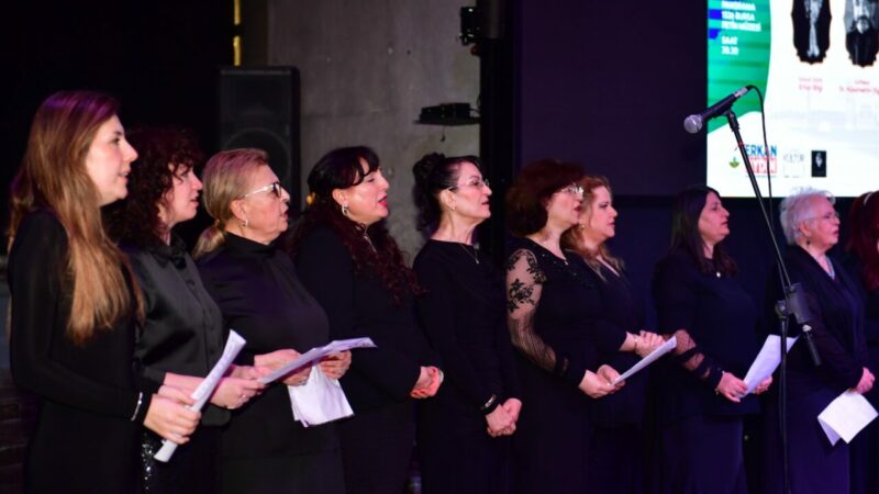 Osmangazi Belediyesi’nin “Osmangazi’de Bir Ramazan Akşamı” programı kapsamında düzenlediği ‘Aşkla