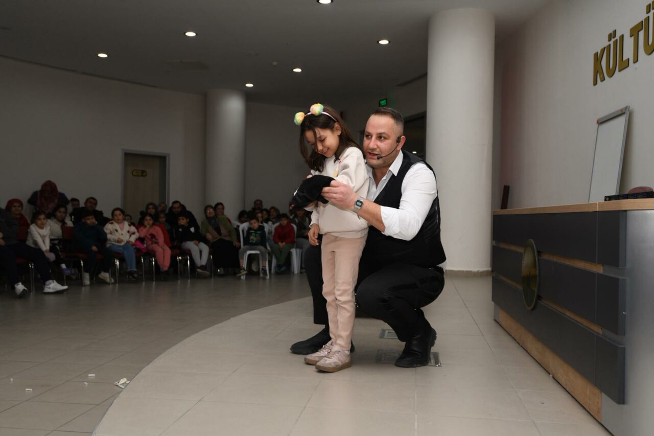 Osmangazi’de Ramazan etkinlikleri çocukların yüzünü güldürdü Osmangazi’de Ramazan etkinlikleri çocukların yüzünü güldürdü