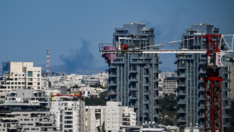 İran: Tel Aviv ve Birüssebi kentlerini vurduk