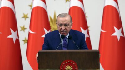 Cumhurbaşkanı Erdoğan: Türkiye örnek bir ülkedir