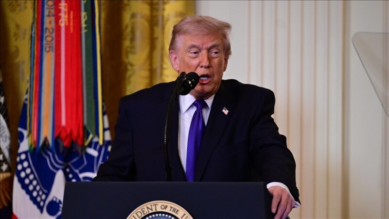 ABD Başkanı Donald Trump, İngiltere'nin Orta Doğu'ya 2 uçak gemisi