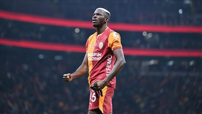 Galatasaray Kulübü, Liverpool maçında sakatlanan Nijeryalı futbolcu Victor Osimhen'in ameliyat