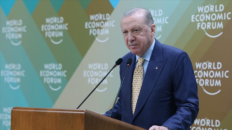 Cumhurbaşkanı Erdoğan: Bu anlamsız savaşın faturasını insanlık ödüyor