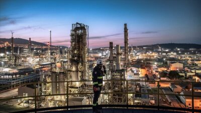 Flaş petrol kararı! Zorunlu stoklar piyasaya açılıyor