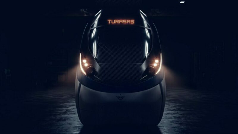 Türkiye’nin ürettiği ilk hızlı tren raylara iniyor Türkiye’nin ürettiği ilk hızlı tren raylara iniyor