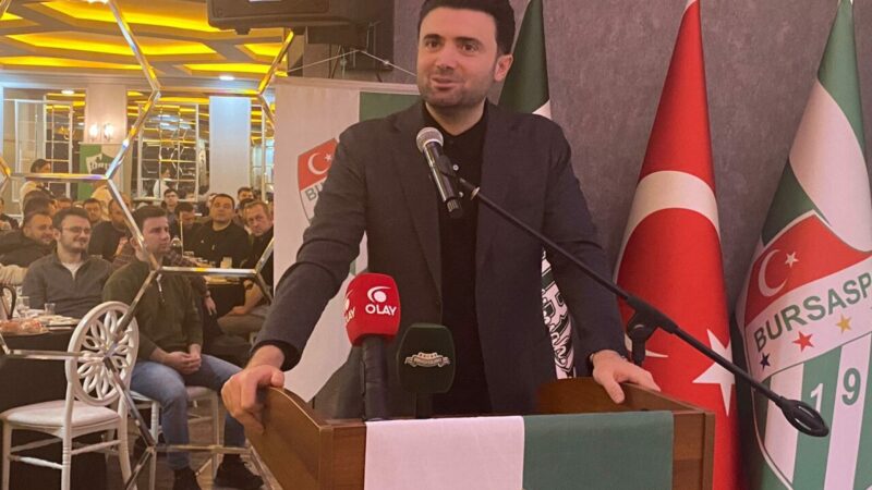 Bursaspor Başkanı Çelik’ten kombine çağrısı Bursaspor Kulübü Başkanı Enes Çelik, kombinelerin mart ayı içerisinde çıkacağını