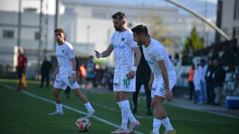 Şampiyonluk adaylarından Küçükçekmece Sinopspor’u devirip kurtuluş yolunda dev adım attılar.