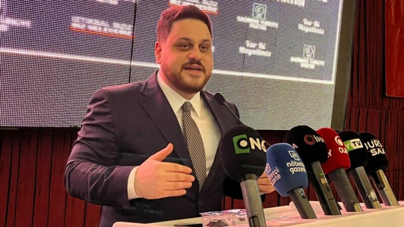 Hüseyin Baş Bursa’da iftar programına katıldı Hüseyin Baş Bursa’da iftar programına katıldı