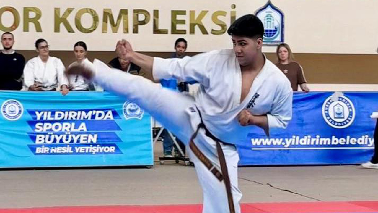 Bursa’da karate rüzgarı