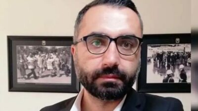 "Cumhurbaşkanına alenen hakaret" ve "halkı yanıltıcı bilgiyi alenen yayma" suçlamalarıyla