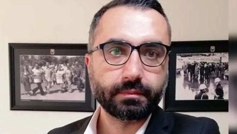 "Cumhurbaşkanına alenen hakaret" ve "halkı yanıltıcı bilgiyi alenen yayma" suçlamalarıyla