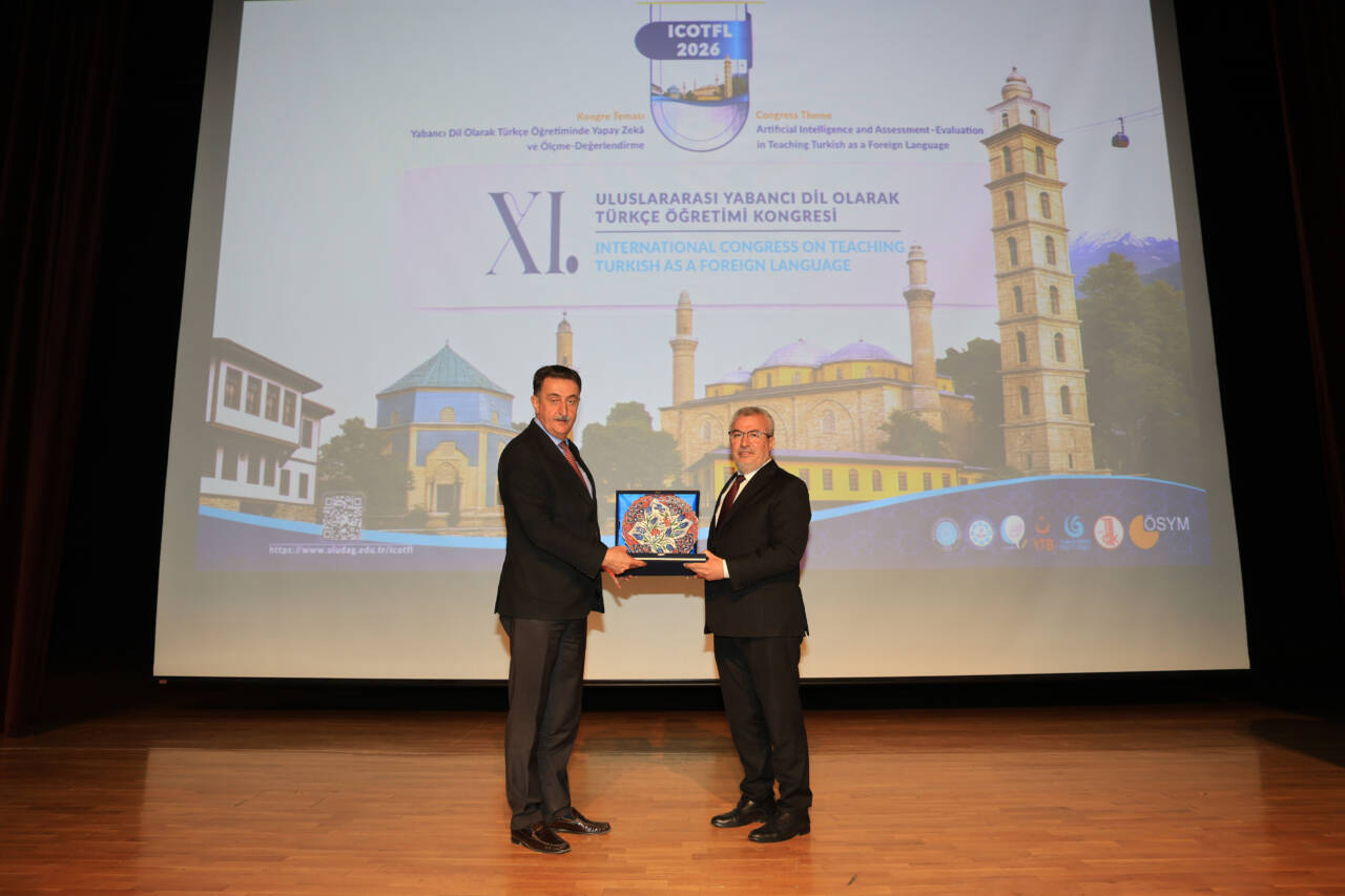 Bursa Uludağ Üniversitesi'nde'Türkçe' kongresi 3 1 10