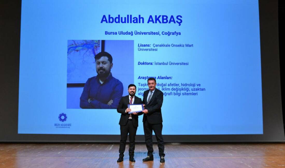 Bursa Uludağ Üniversiteli akademisyene ‘Bilim Akademisi’ ödülü Bursa Uludağ Üniversitesi (BUÜ) Fen-Edebiyat Fakültesi Coğrafya Bölümü Öğretim Üyesi