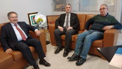 Olay Gazetesi Yazarı Ahmet Emin Yılmaz, ANASİAD girişimiyle yapılan Bursa'nın Libya