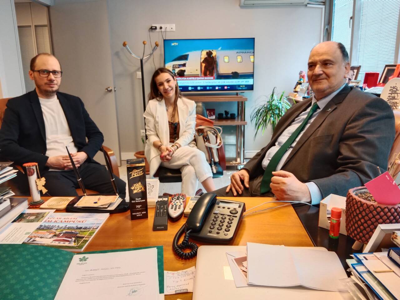 1 yazi icin gelecek partisi il baskani fuat kadioglu gelecek partisi nilufer ilce baskani can kavcin meltem dogan case conflict34632dqz4rc