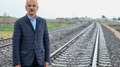 Ulaştırma Bakanı Abdulkadir Uraloğlu Bursa projelerinin bir an önce tamamlanması