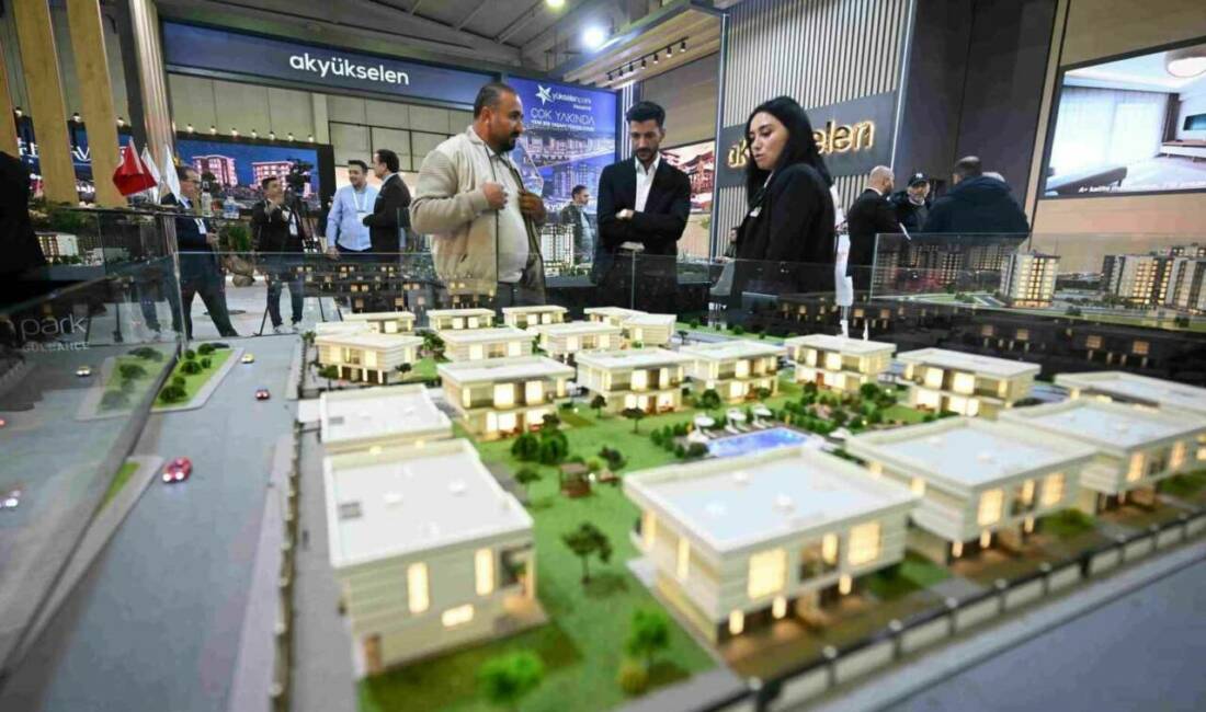 Bursa’da dev fuar kapılarını açtı Bursa Ticaret ve Sanayi Odası (BTSO) öncülüğünde KFA Fuarcılık organizasyonuyla