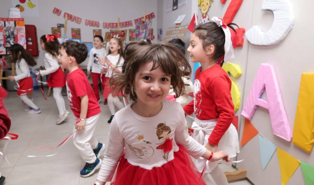 Osmangazi Belediyesi’nin kreş ve gündüz bakım evlerinde eğitim gören öğrenciler,