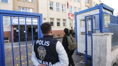 Kahramanmaraş ve Şanlıurfa'da okullara yönelik saldırıların ardından eğitim kurumlarında güvenlik