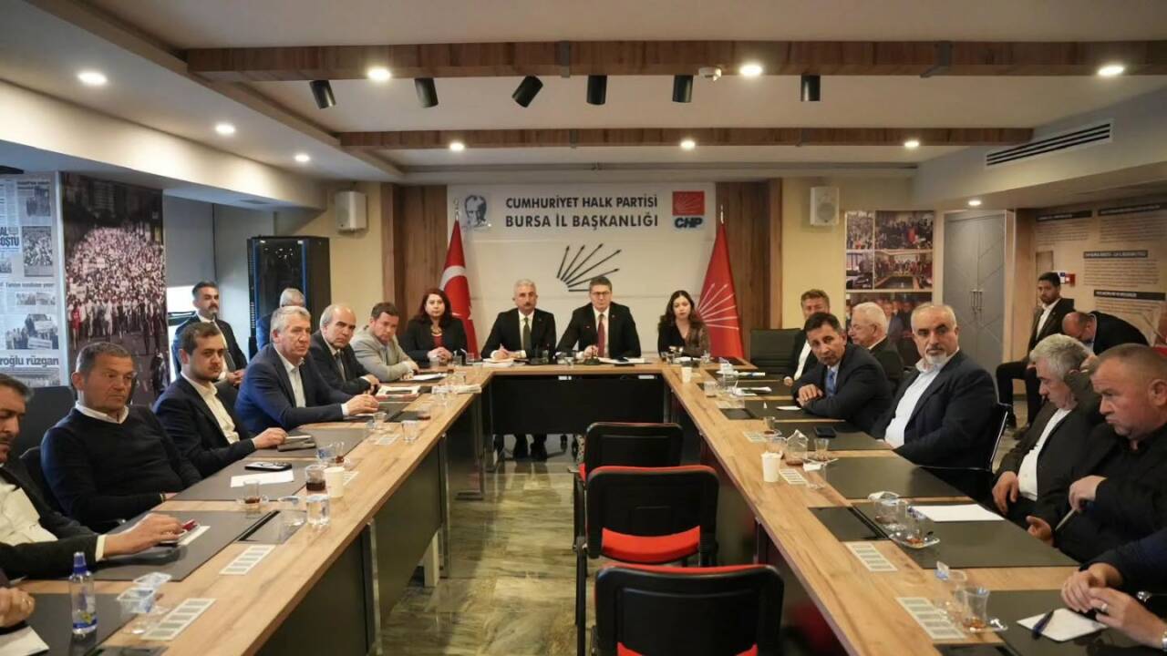Hastanelerin satışına tepki büyük: Doğumevi binası yeri de satılır mı? 9 3 yazi icin chp yeni donem ve buyuksehirde mihalefet icib strateji belirledi case conflict34440wyybkv