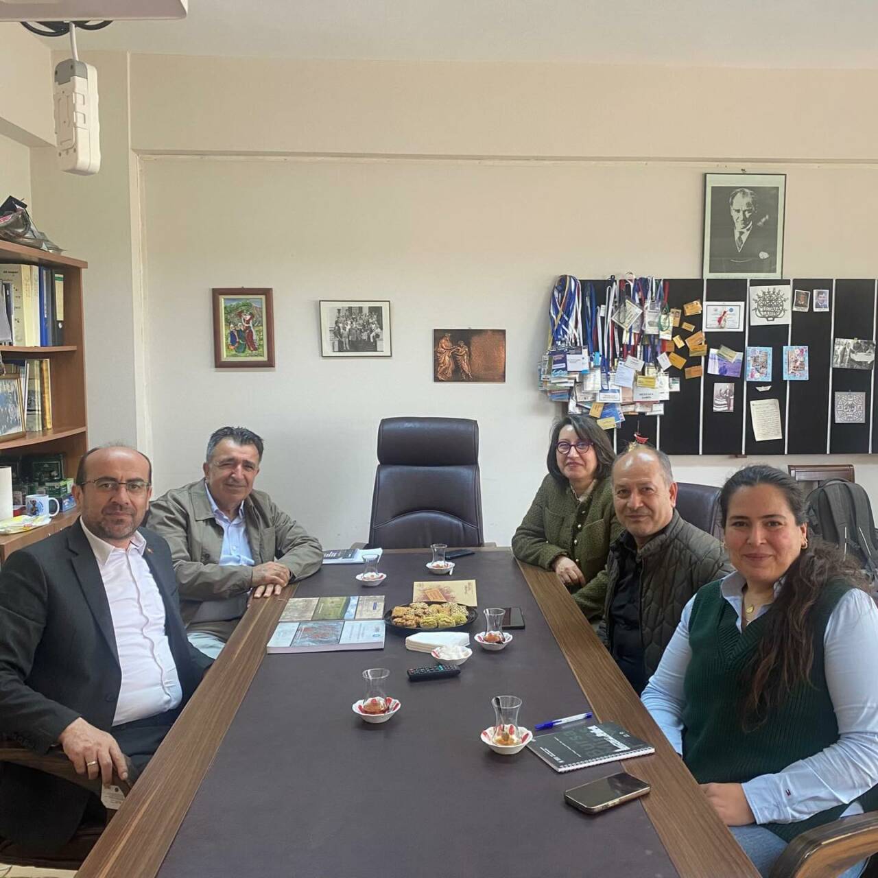 aey 16.04 yazı