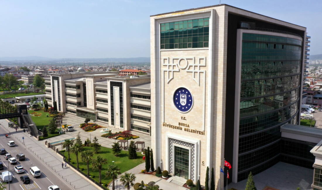 Bursa Büyükşehir’e iki yeni atama daha! Meclis’te kabul edildi Bursa Büyükşehir Belediyesi kadrolarına iki yeni atama daha gerçekleşti. Önder