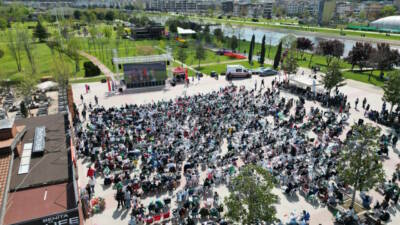Bursaspor, evinde oynadığı maçta Somaspor’u 5-1 mağlup ederek bitime bir