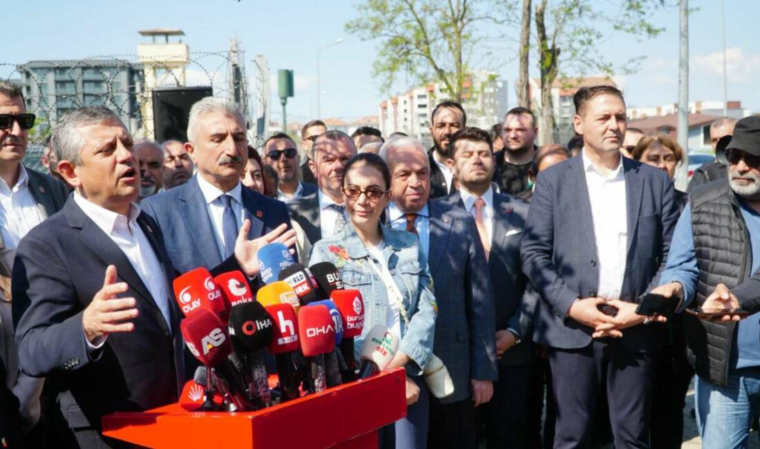 CHP Genel Başkanı Özgür Özel, Bursa'da H Tipi Kapalı Cezaevi'nde
