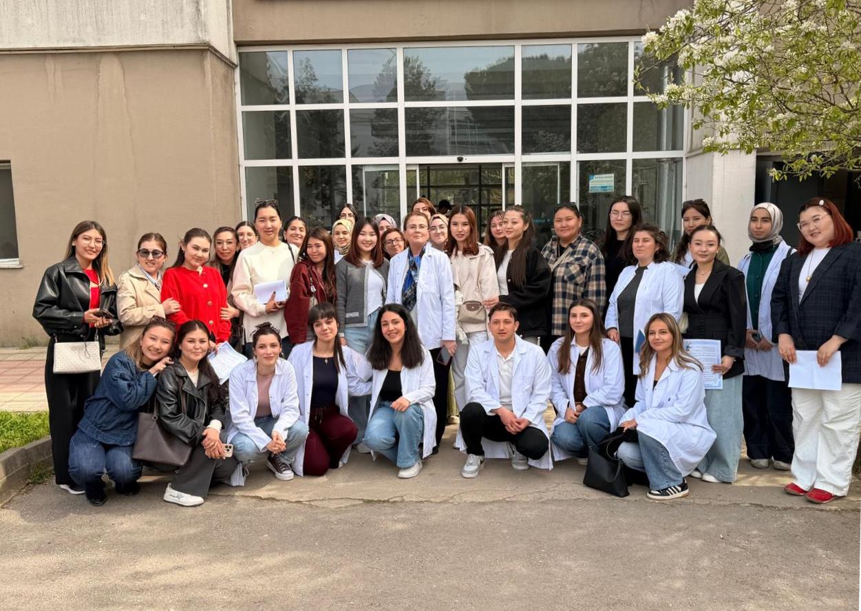 Bursa Uludağ Üniversitesi'nin Kazak misafirleri 4 4 3