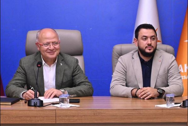 İktidar, muhalefet ve vatandaş tepki verdi, Memleket Hastanesi kurtuldu 10 4 yazi icin ak pqarti il baskani davut gurkan ve medya tanitimdan sorumlu il baskan yardimcisi oguz babacan