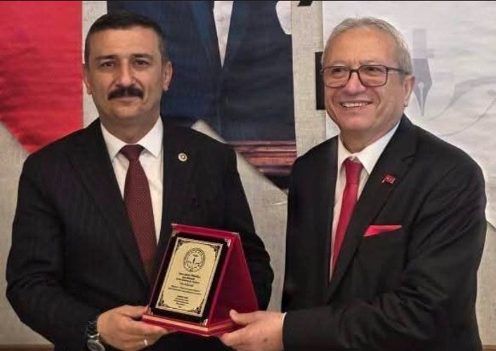 Transit araçlar kente girmesin diye yapılan Çevre Yolu paralı olursa trafik ne hale gelir? 10 4 yazi icin iyi parti bursa milletvekili selcuk turkoglu karadeniz illeri dernekleri federasyonu baskani osman isik34384udtq4f