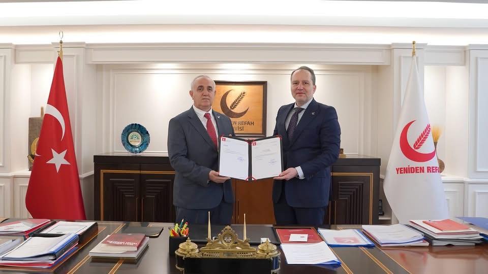 4 yazi icin yeniden refah partisi genel baskani fatih erbakan ve yeniden refah bursa il baskani av ahmet gok