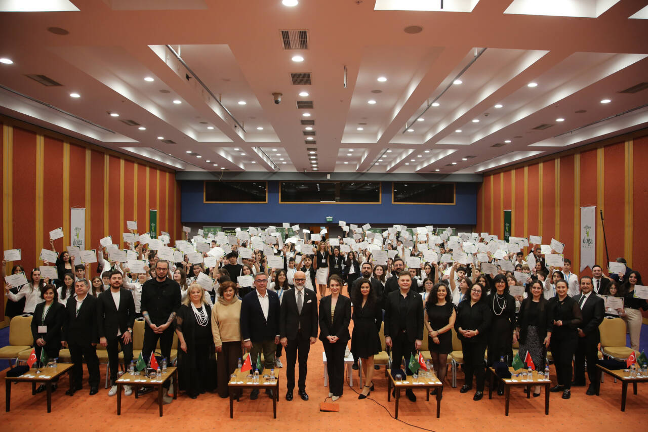 Doğa Koleji, yazma tutkusu olan öğrencilerini festivalde buluşturdu 1 415b471759