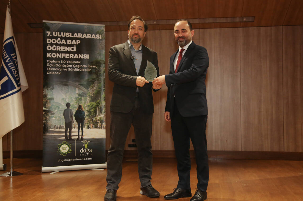 Doğa Koleji öğrencileri Doğa BAP’ta geleceğin çözümlerini sahneye taşıdı 2 Doğa Koleji öğrencileri Doğa BAP’ta geleceğin çözümlerini sahneye taşıdı